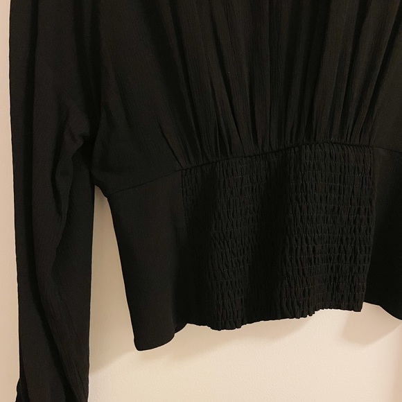 Abercrombie & Fitch Top - Picture 3 of 3